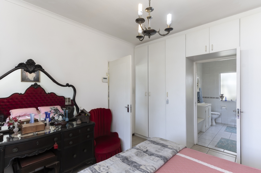 5 Bedroom Property for Sale in Lochnerhof Western Cape